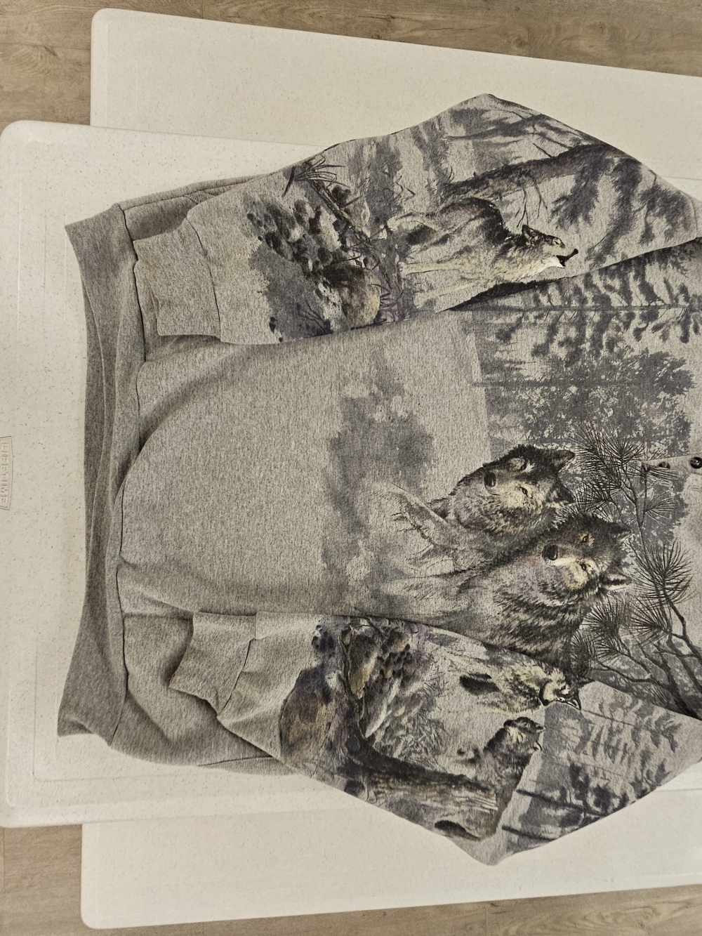 Artisan Gray Crewneck Sweatshirt with Wolf Pack Graphic